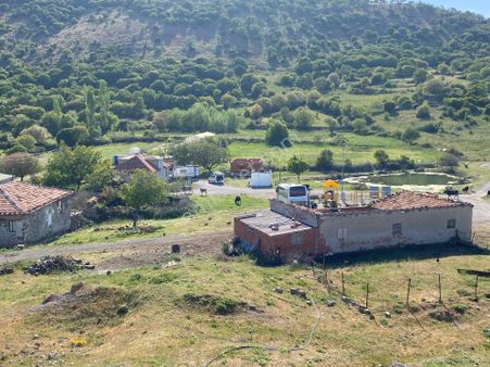 Menemen Turgutlar Köyünde Satılık 1329 Metrekare Arazi