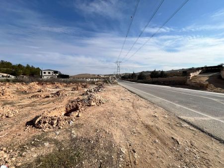 Doğan Emlak'tan Bilek Asfalta Sıfır Tek Tapu 4 Dönüm Yatırımlık