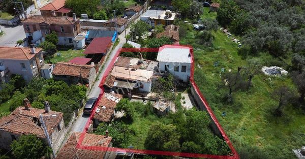 Milas Bafa'da 516m2 Arsası Olan İki Adet Köy Evi / Konumu Harika