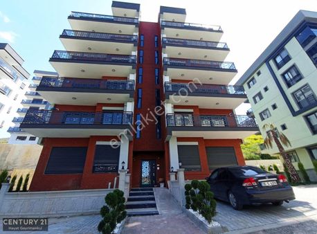 Bayraklı Körfez Mahallesi'nde Satılık Sıfır 3+1 Daire