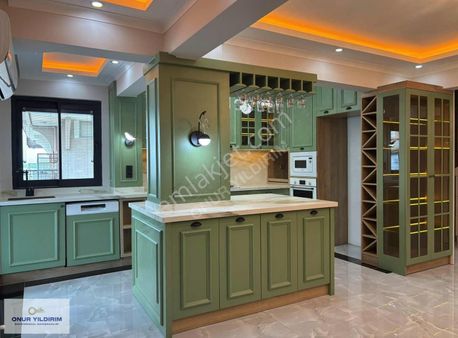 Onuryıldırım Dan Denize 50 Metre Özel Tasarım 5+1 Lüx Villa