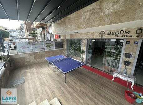 Yeni Bina Merkezde 80+30 M2 Teraslı İşyeri ( İşyeri Boştur )