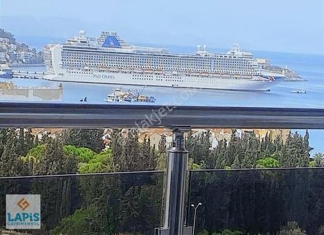 Emsalsiz Konum Ve Panoramik Manzaralı Marinada Müstakil Villa