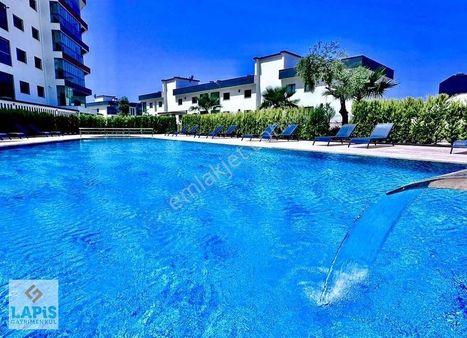 Merkezde-havuzlu-yerden Isıtma-doğalgaz-kapalı Garaj-güvenlikli