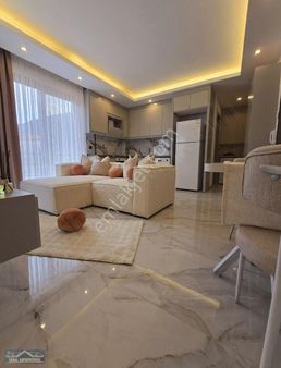 Servergazi Mah. Sıfır Binada Sıfır Eşyalı Lüks Concept 1+1 Daire