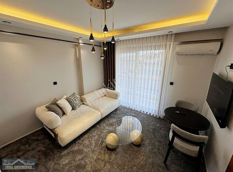 Üniversite Mevkii Ultra Lüks Balkonlu Sıfır Eşyalı 1+1 Daire