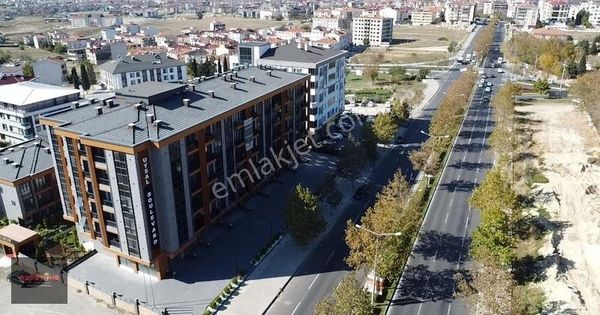Redstone'dan Uysal Boulevard'da Bulvar Cepheli Kiralık 1+1
