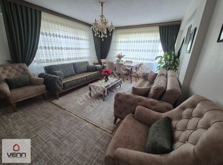 Gemlik Eşref Dinçer Mahallesi Merkezi Konumda Satılık 3+1 Daire