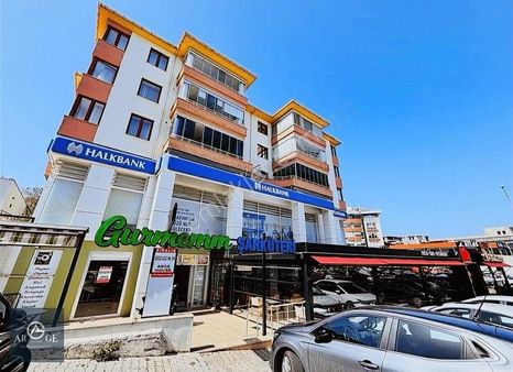 Cadde Üstü, Banka Yanı, Hazır Dükkan Sadece Devir Al, Başla!