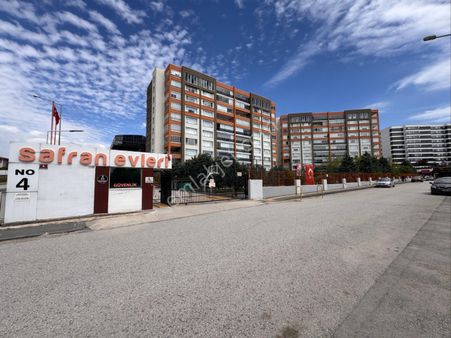 Ahi Mesut Safran Evleri Parka Cephe Satılık 3+1 Lüks Köşe Daire