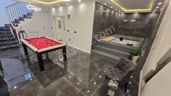 Didim Akbük’te Orman Ve Deniz Eşsiz Manzaralı Lüks Villa