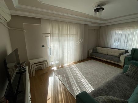 Didim Çarşı Merkezde Satılık Ara Kat Asansörlü 3+1 Daire!