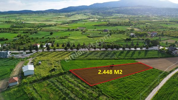 Korkuteli Yeltende Ana Yol Kenarında Satılık 2448 M2 Tarla
