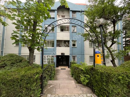 Eryaman 1-2 Metroya Ve Hastaneye Yakın, Sitede 2+1 Satılık Daire !