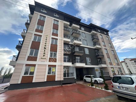 Tacin Mah.hastahane Civ.kat:5 1+1 Balkonlu Asansörlü Ön Cephe