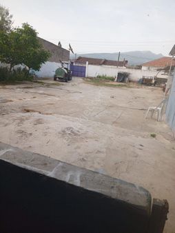 Manisa Salihli Yeşilova Köyüsatılık Ev