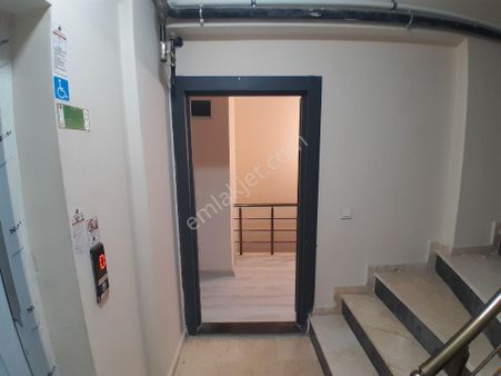 Sancaktepe Satılık 4+1 150m² Tersdubleks Kendine Ait Bahçe Terası Mevcuttur