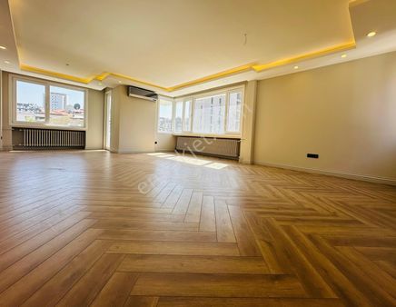 Sağlam'dan Fenerbahçe'de 220 M2 Ultra Lüks Katta Tek Geniş 4+1