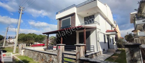 Rw Nefes' Ten Ören'de Önü Kapanmaz Çam Ağacı Manzaralı 4+1 Villa