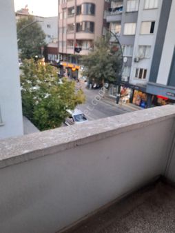 Satılık Karşıyaka Mahallesinde Ziraat Bankası 2 Sokak Arkasında Müstakil Ev