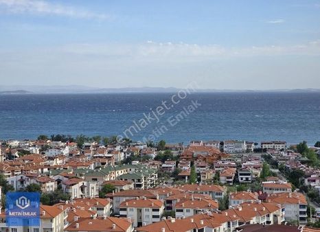 Altınoluk Satılık Villa / Merkez De / Deniz Manzaralı