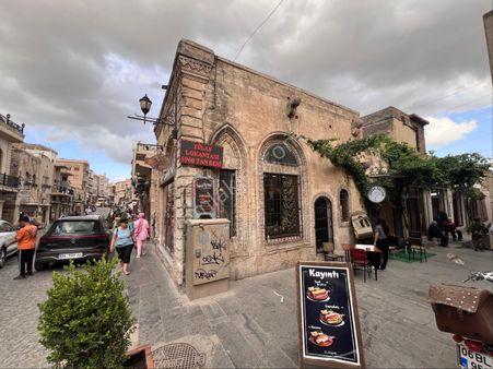 Murat Emlaktan Eski Mardinde Her Sektöre Uygun Dükkanlarımız Satılıktır