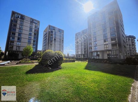 Çekmeköy Soğukpınar Mah Ns Lidya Flats Sit Satılık 2+1 Daire