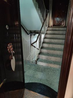 Bayındır Gayrimenkul - Izmir Bayrakli Sevgi Yolunda Satılık 2+1 Daire