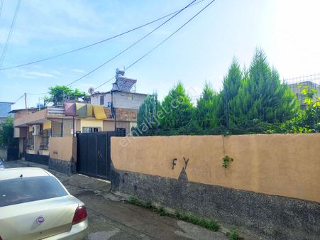 Şakirpaşa Onur Mah. Ömür Tıp Civarı 327m2 Geniş Bahçeli Tek Katlı Müstakil Ev