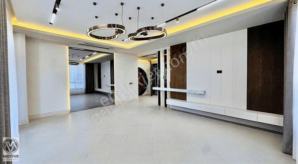 Mükemmel Konumda Orman Manzara'lı Satılık 3.5+1 Daire'ler