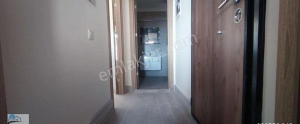 Eraldan Yeni Mahallede Kiralık Deniz Manzaralı Lüks 1+1 Daire