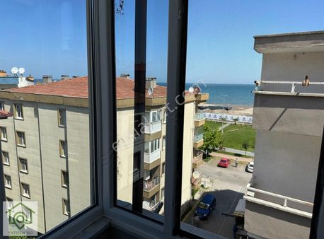 Atakumda Deniz Manzaralı 7 Odalı Masrafsız Geniş Satılık Daire