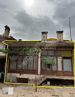 Mehmet Kurubaş Emlak'tan Yuva Mah. 2 Katlı Satılık Dükkan