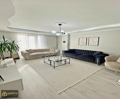 Bahçeşehir Bölgesinde Lüx Tasarımıyla Emsalsiz Satılık 2+1 Daire