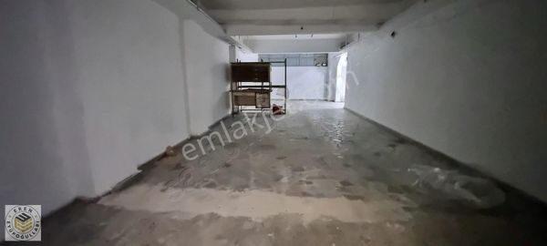 B.paşa Yenidoğan Mah. Depoya Uygun 200m² Dükkan