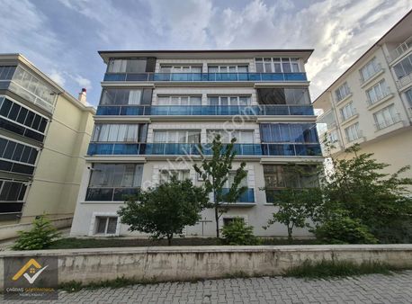 Çağdaş Gayrimenkul'den Merkezi Lokasyonda Kiralık 1 + 1 Daire