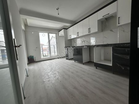 Beşikaya Mahallesi 8 Cadde Üzeri 3.kat 3+1 Ferah Daire