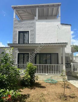 Doğuş Emlak'tan Turgutreis Merkezde Bahçe İçinde 2+1 İkiz Villa