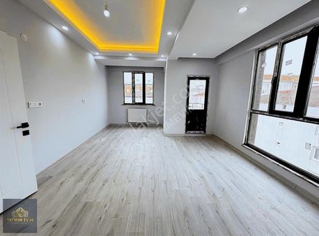 Pazar Pazarı Mevkinde İskanlı Ön Cephe Geniş Lüks 2+1 Daire!!