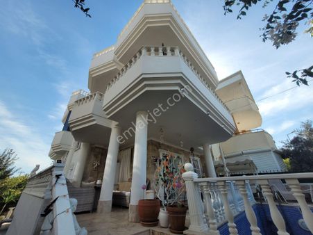 Didim Altınkumda Deniz 900 Metre Müstakil Havuzlu Villa