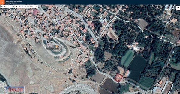 Halkapınar Merkezde 1093 Metrekare Yola Sıfır Bahçe