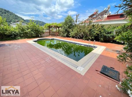 Fethiye Patlangıçta Havuzlu Sitede 4+1 Dubleks Satılık Daire: