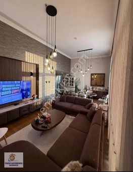 Halkalı Avrupa Konutları 2"de Peyzaj Manzaralı Dublks 4+1 230 M2