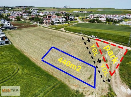 Yeniçiftlik'te İmarlı İfrazlı Müstakil Park'a Cephe 440 M2 Arsa