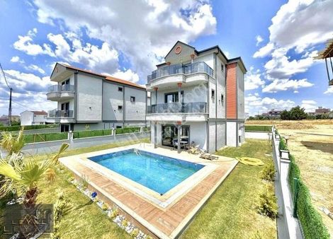 ▃▅▇leyalgroup▇▅▃350m²devasa Büyüklükte 6+1 Havuzlu Şık Tasarımlı