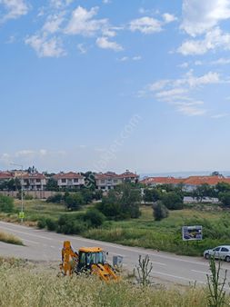 Kurttepede Göl Manzaralı Müstakil Tapulu Arsa