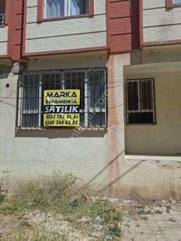 Ahmet Yesevi Cuma Pazarı Yanı Yüksek Giriş 4 Oda