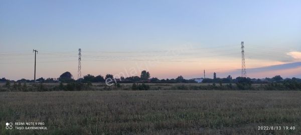 Saray Edirköy' De Mahallenin Dibinde Satılık 300 M2