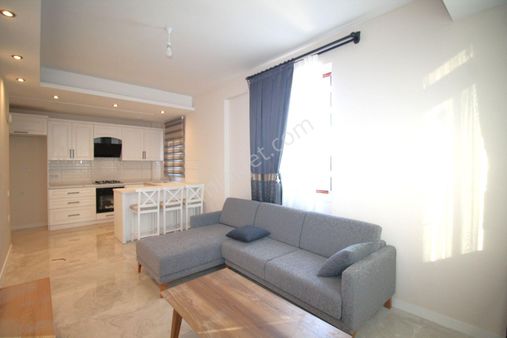 Retro’dan Alırken Kazanacağınız Şık Tasarlanmış Lüks 2+1