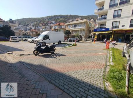 Garipoğulları'ndan Merkezde Satılık 2 Adet Dükkan...